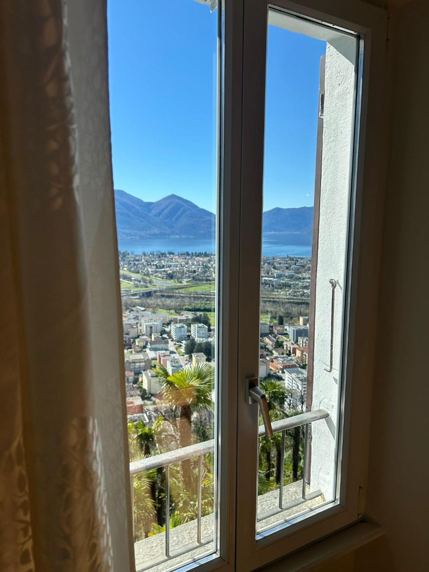 Pensione Olanda Locarno Eksteriør billede